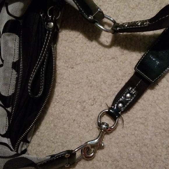 Coach hobo handbag - Picture 6 of 7